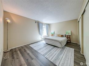 5620 200th Street SW A110, Lynnwood WA 98036