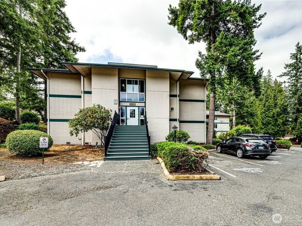 5620 200th Street SW A110, Lynnwood WA 98036
