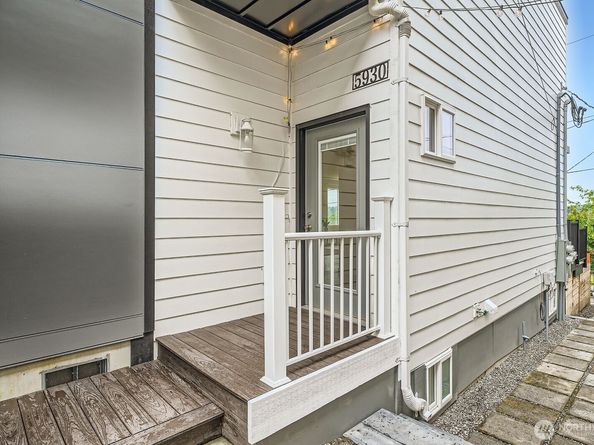 5930 18th Avenue S, Seattle WA 98108
