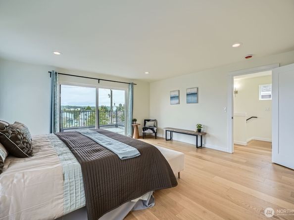 5930 18th Avenue S, Seattle WA 98108