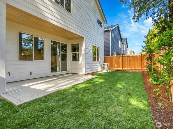 14128 15th Avenue W, Lynnwood WA 98087