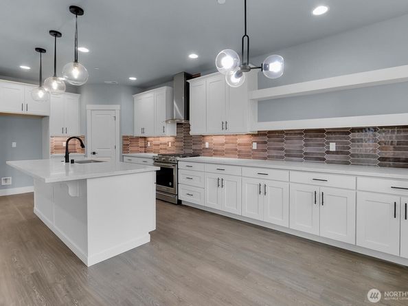 14128 15th Avenue W, Lynnwood WA 98087
