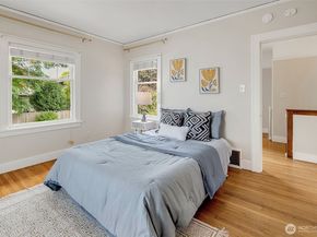 923 33rd Avenue, Seattle WA 98122