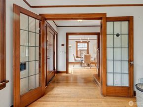 923 33rd Avenue, Seattle WA 98122