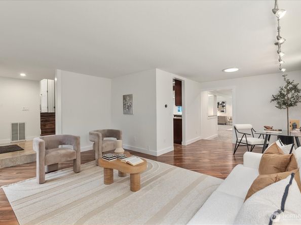 11202 NE 140th Street, Kirkland WA 98034