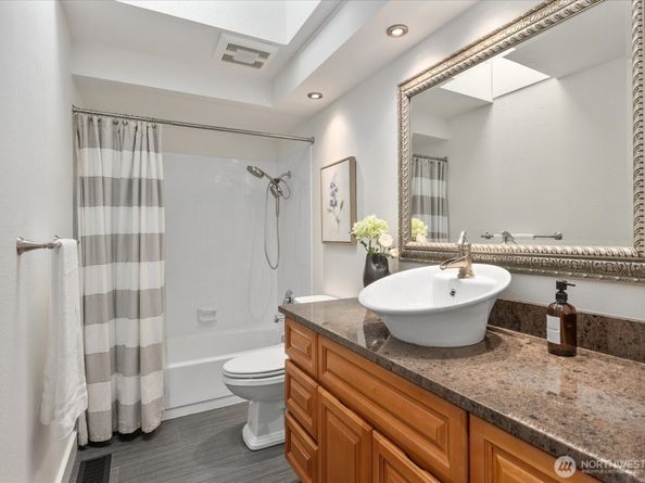 11202 NE 140th Street, Kirkland WA 98034
