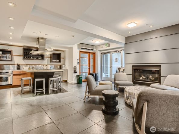 1410 E Pine Street W326, Seattle WA 98122