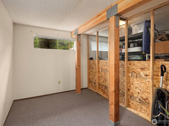 335 3rd Avenue S 203, Edmonds WA 98020