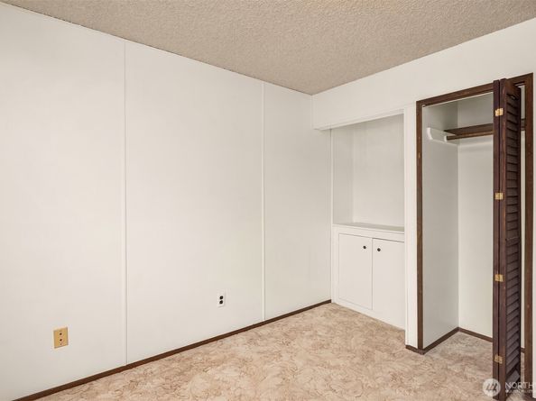 335 3rd Avenue S 203, Edmonds WA 98020