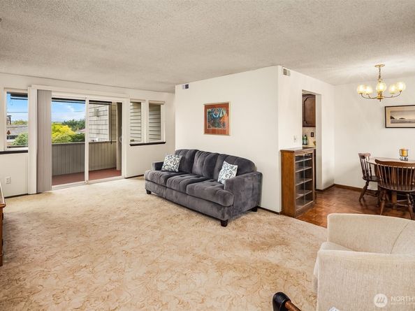 335 3rd Avenue S 203, Edmonds WA 98020