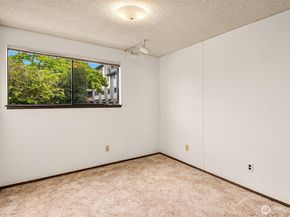 335 3rd Avenue S 203, Edmonds WA 98020