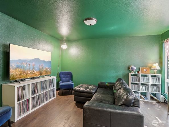110 SW 116th Street A13, Seattle WA 98146