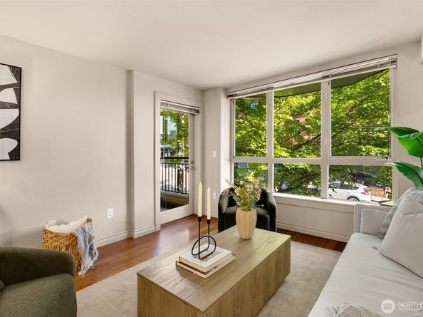 1420 E Pine Street E203, Seattle WA 98122
