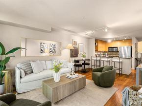 1420 E Pine Street E203, Seattle WA 98122