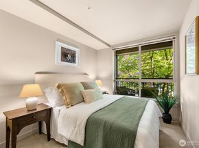 1420 E Pine Street E203, Seattle WA 98122