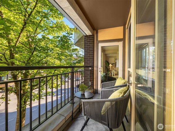 1420 E Pine Street E203, Seattle WA 98122