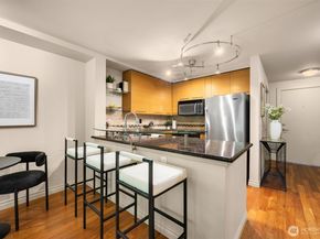1420 E Pine Street E203, Seattle WA 98122
