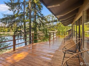 16357 Reitan Road NE, Bainbridge Island WA 98110