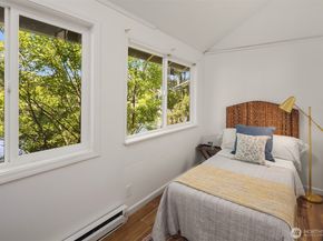 16357 Reitan Road NE, Bainbridge Island WA 98110