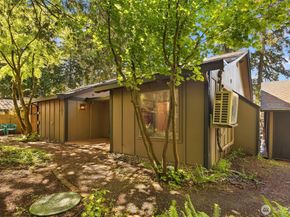 16357 Reitan Road NE, Bainbridge Island WA 98110