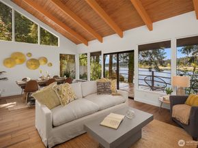 16357 Reitan Road NE, Bainbridge Island WA 98110