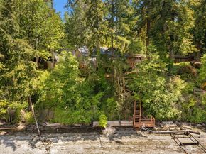 16357 Reitan Road NE, Bainbridge Island WA 98110