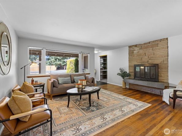 19204 34th Avenue S, SeaTac WA 98188