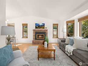 8833 47th Place W, Mukilteo WA 98275