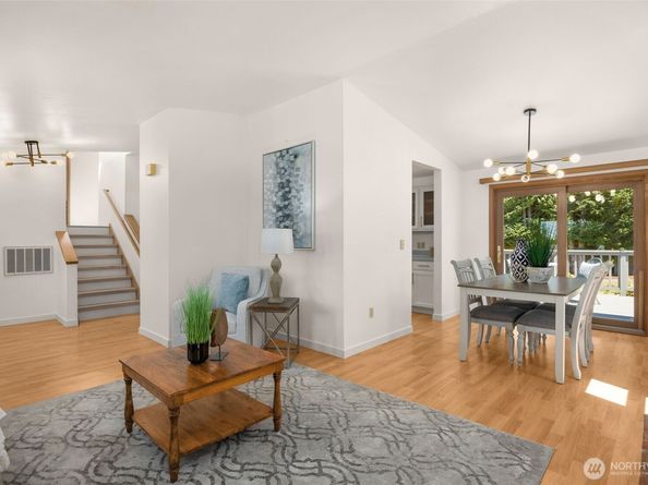 8833 47th Place W, Mukilteo WA 98275