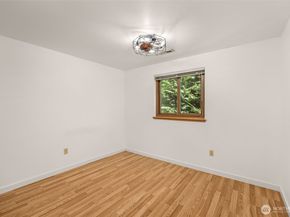 8833 47th Place W, Mukilteo WA 98275