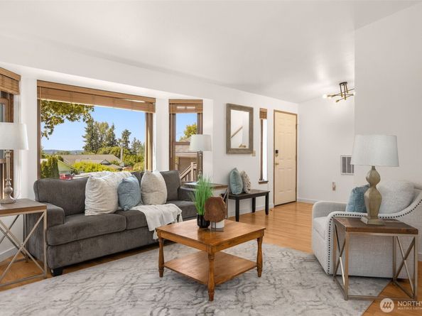 8833 47th Place W, Mukilteo WA 98275