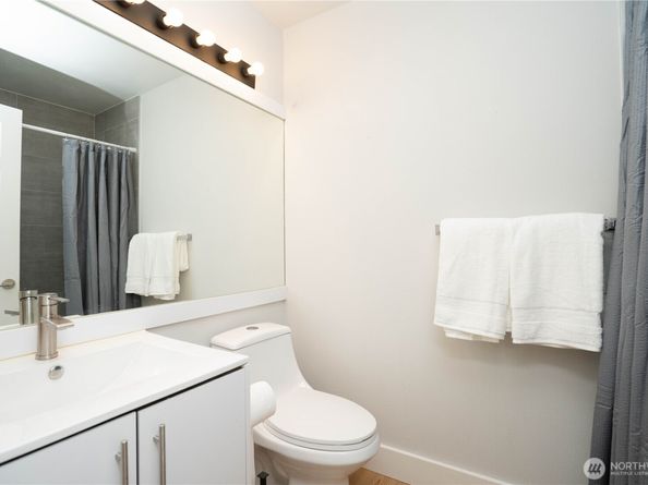 4815 NE 5th Street, Renton WA 98059