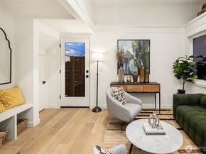 4823 42nd Avenue SW B, Seattle WA 98116