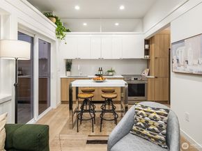 4823 42nd Avenue SW B, Seattle WA 98116