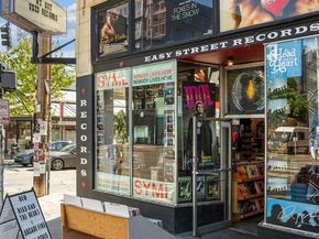 4823 42nd Avenue SW B, Seattle WA 98116