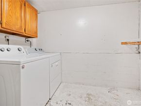 17611 118th Avenue SE, Renton WA 98058