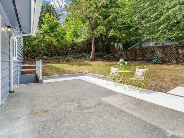 17611 118th Avenue SE, Renton WA 98058