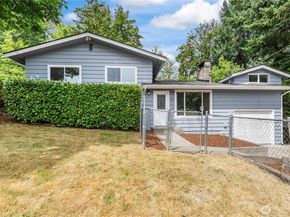 17611 118th Avenue SE, Renton WA 98058