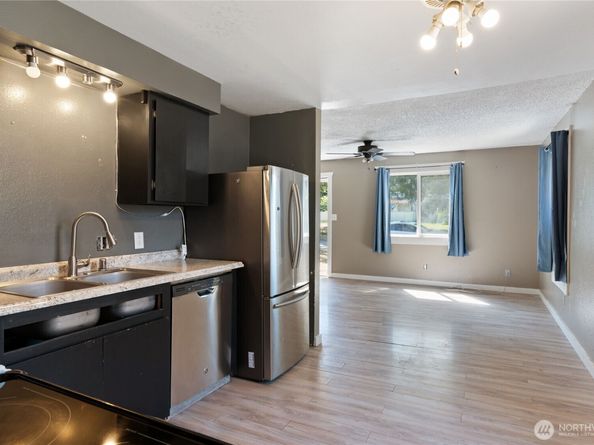 1369 Sherman Avenue, Port Orchard WA 98366