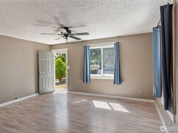 1369 Sherman Avenue, Port Orchard WA 98366