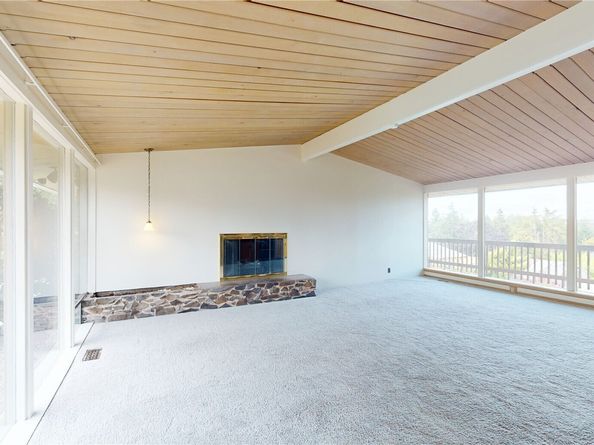16020 7th Avenue SW, Burien WA 98166