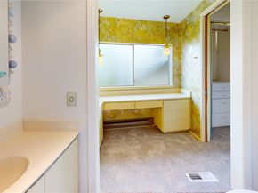 16020 7th Avenue SW, Burien WA 98166