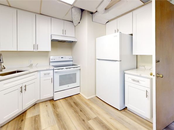 16020 7th Avenue SW, Burien WA 98166