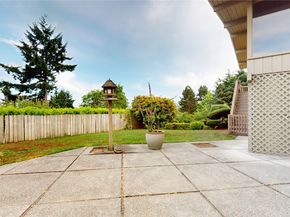 16020 7th Avenue SW, Burien WA 98166