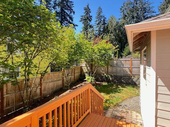 132 170th Place SE, Bothell WA 98012