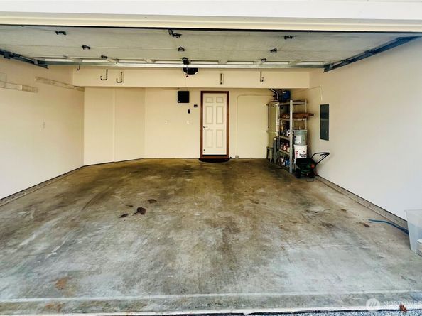 132 170th Place SE, Bothell WA 98012