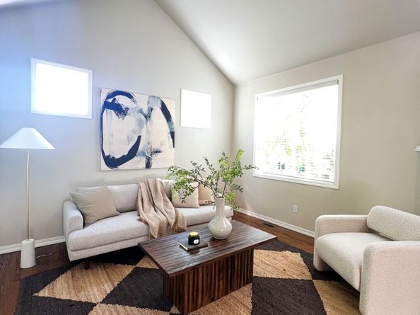 132 170th Place SE, Bothell WA 98012
