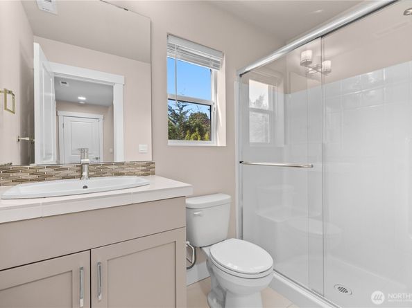 2204 176th Place SW, Lynnwood WA 98037