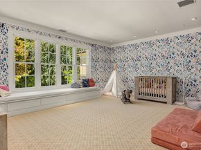 2001 Broadmoor Drive E, Seattle WA 98112