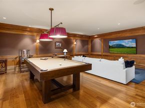 2001 Broadmoor Drive E, Seattle WA 98112